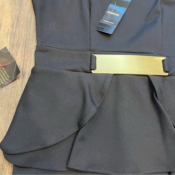 NWT Bebe Peplum Black Low Cut V Neck Short Dress Gold Detail Belt Cocktail S - Picture 11 of 15